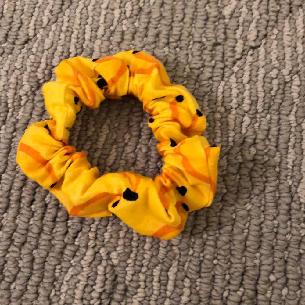 Handmade banana print scrunchie